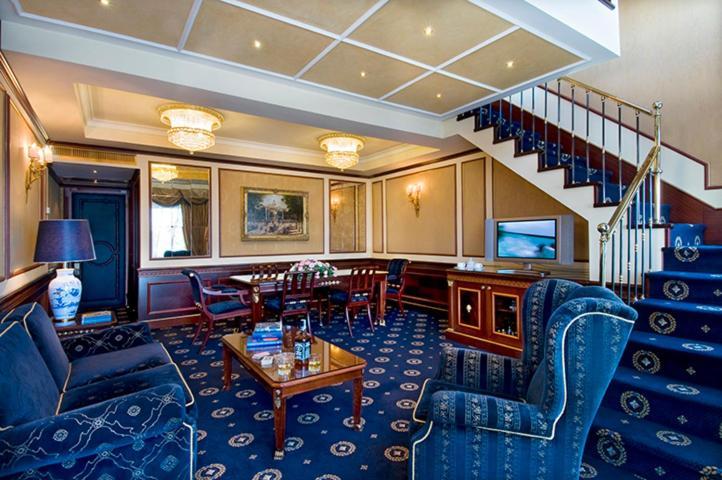 Hotel Grand Bristol